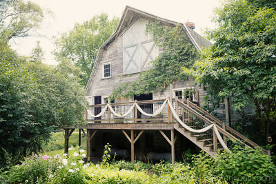 The-Blue-Dress-Barn.JPG