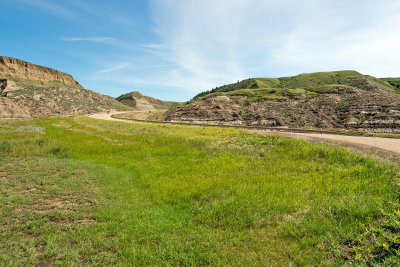 Red Deer Valley, Starland County