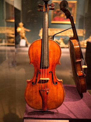 Antonio_Stradivari_(The Bavarian)_1020719_s.jpg