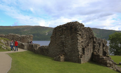 Urquhart Castle 3.jpg