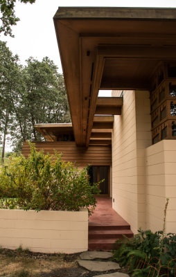 FLW 4.jpg