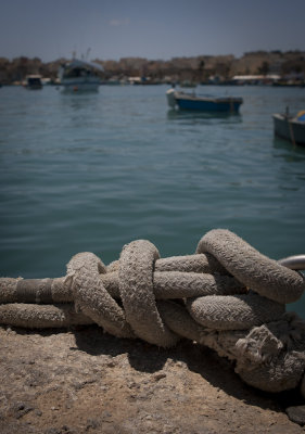 Malta 2013 Marsaxlokk Pier.jpg