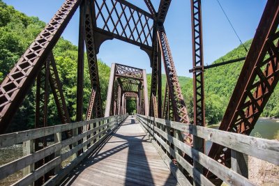 Pine Creek Rail Trail vi