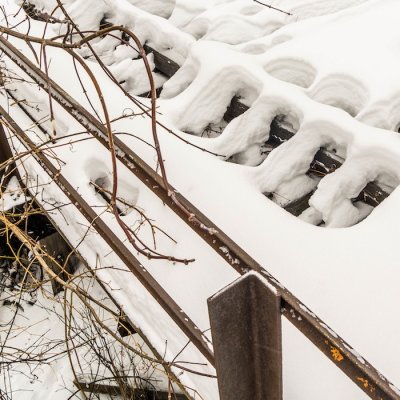 track under snow