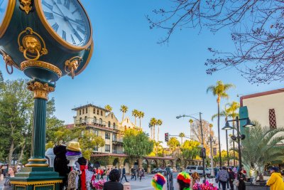 Main and Mission Inn