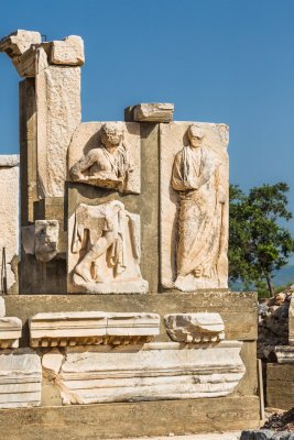 Memmius Monument