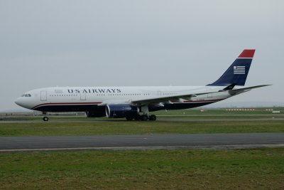 US Airways Airbus A330-200 N285AY
