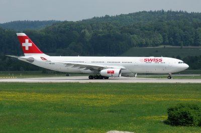 Swiss Airbus A330-300 HB-JHJ