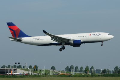 Delta Airbus A330-200 N854NW