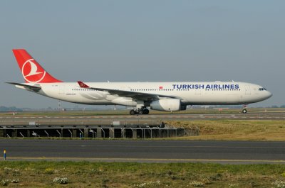 Turkish Airlines Airbus A330-300 TC-JNH