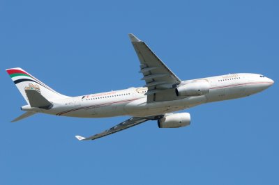 Etihad Airbus Airbus A330-200  A6-EYL  