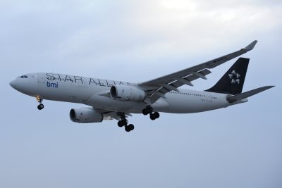 BMI Airbus A330-200 G-WWBD 'Star Alliance Livery