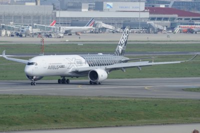 Airbus Industries Airbus A350-900 F-WWCF Carbon livery