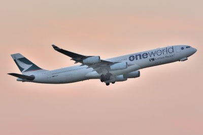 Cathay Pacific Airbus A340-300 B-HXG One world livery