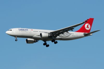 Turkish Airlines Airbus A330-200 TC-JNG 