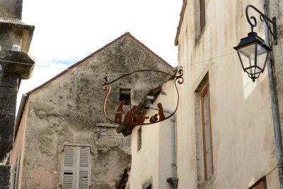 A day in Flavigny sur Ozerain