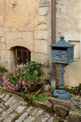 A day in Flavigny sur Ozerain