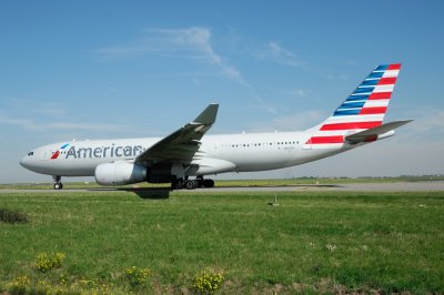 American Airbus A330-200 N293AY