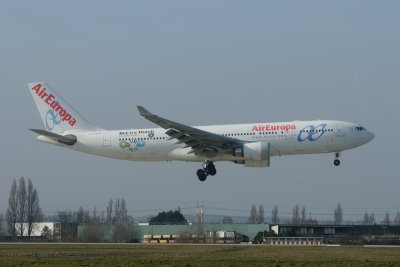 Air Europa Airbus A330-200 EC-KOM 'BeLive Hotels'