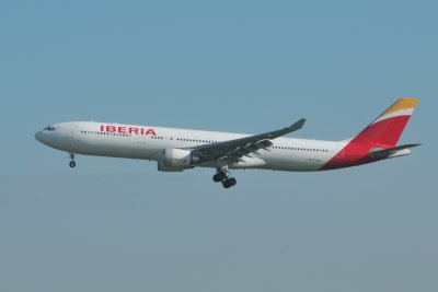 Iberia Airbus A330-300 EC-MAA new colours