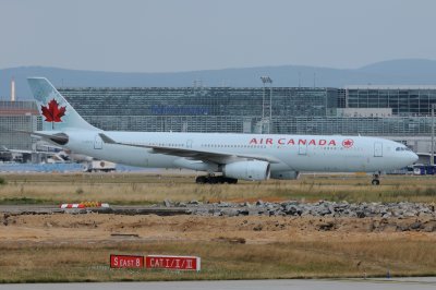 Air Canada Airbus A330-300 C-GHKW