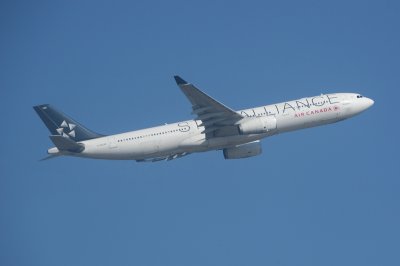 Air Canada Airbus A330-300 C-GHLM 'Star Alliance livery'