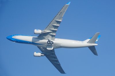 Aerolineas Argentinas Airbus A330-200 LV-GIF   Delivery flight