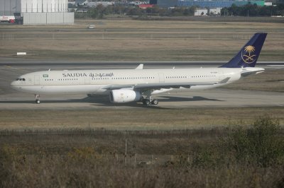 Saudia Airbus A330-300 'regionnal' HZ-AQ18