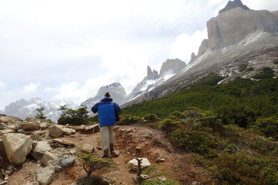 Approaching lookout point