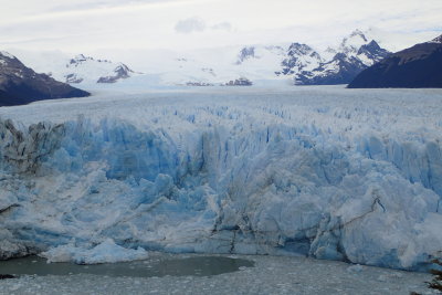 Front view of glacier