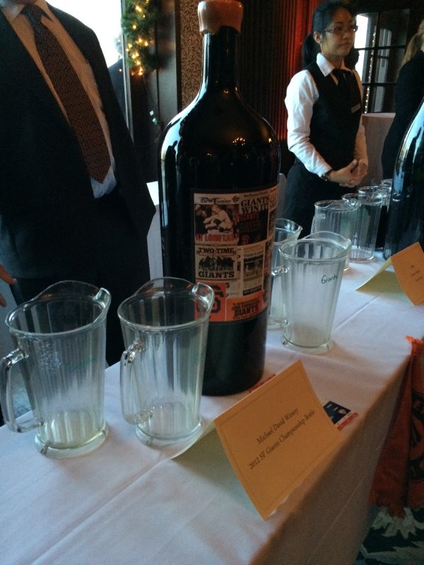 Giants Bottle with pitchers