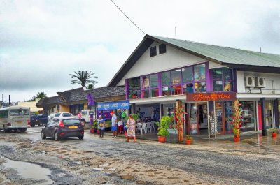 Shopping in Vaitape, Bora Bora