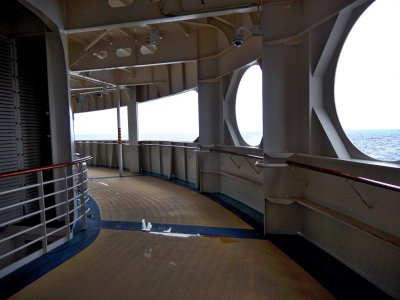 Deck 4 for walking all the way around - aft section