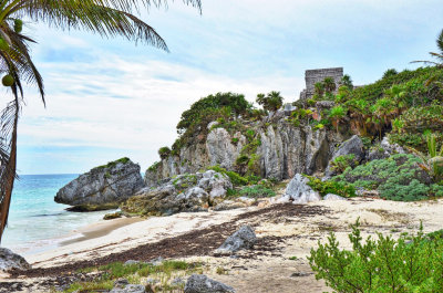 Mayan Ruins overlooking the beach at Tulum, Mexico