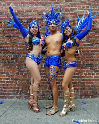 fogo Na Roupa, the Brazilian Grand Winner during the SF Carnaval 2012 Parade.