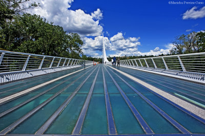 Sundial Bridge floor