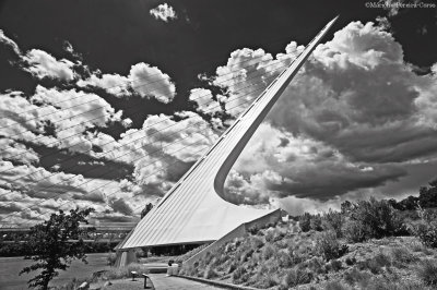 Sundial Bridge BW