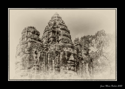 Angkor Tomb South Gate