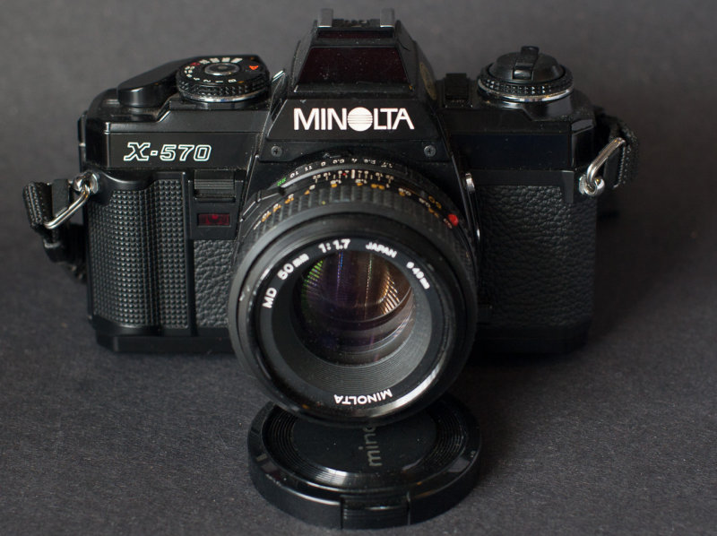 Minolta X-570 w/50mm f/1.7 lens