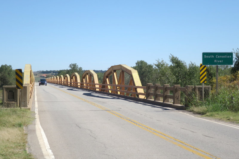36 OK Bridgeport Pony Truss Bridge over Canadian River.jpg
