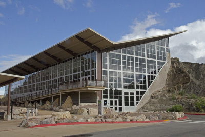 51 UT Dinosaur NM Quarry Visitor Center 2.jpg