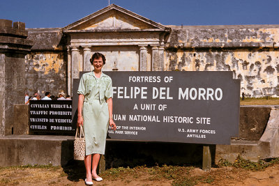 PR San Juan 11 El Morro Fort NHS y1958 Edith.jpg