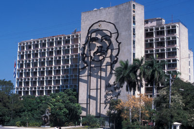 CUB 034 Havana Ministry.jpg