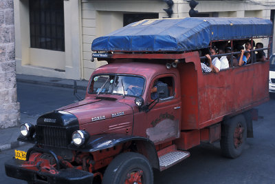 CUB 088 Santiago Bus Truck.jpg