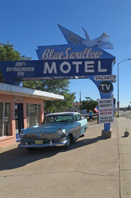 44 NM Tucumcari Blue Swallow Motel.jpg