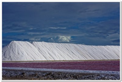 Salt works and red concentrating pond