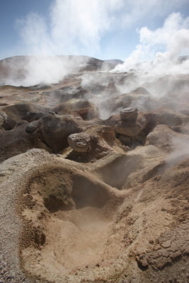 Reserva Eduardo Avaroa, Sol de Maana Geyser Field