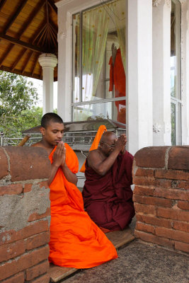 Kataragama, at Kiri-Vehera