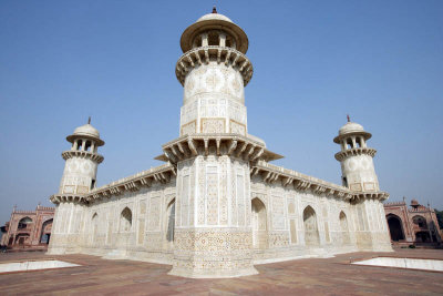 Agra, Itmad-Ud-Daulah's Tomb