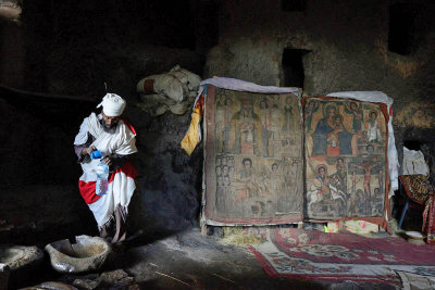 Near Lalibela, Na Akuto La Ab church